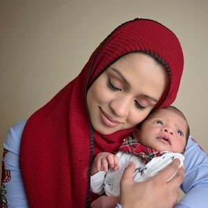 Meet your Posher, Fatima